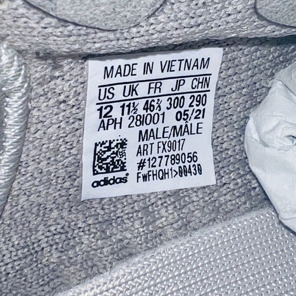 Yeezy 350 V2 “Tail Lights” (M 12) - Picture 8 of 8